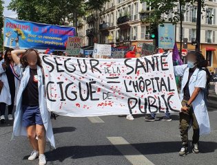 Ségur de la santé = cigüe de l'hôpital public. Souce de la photo : compte twitter CollectInterHop